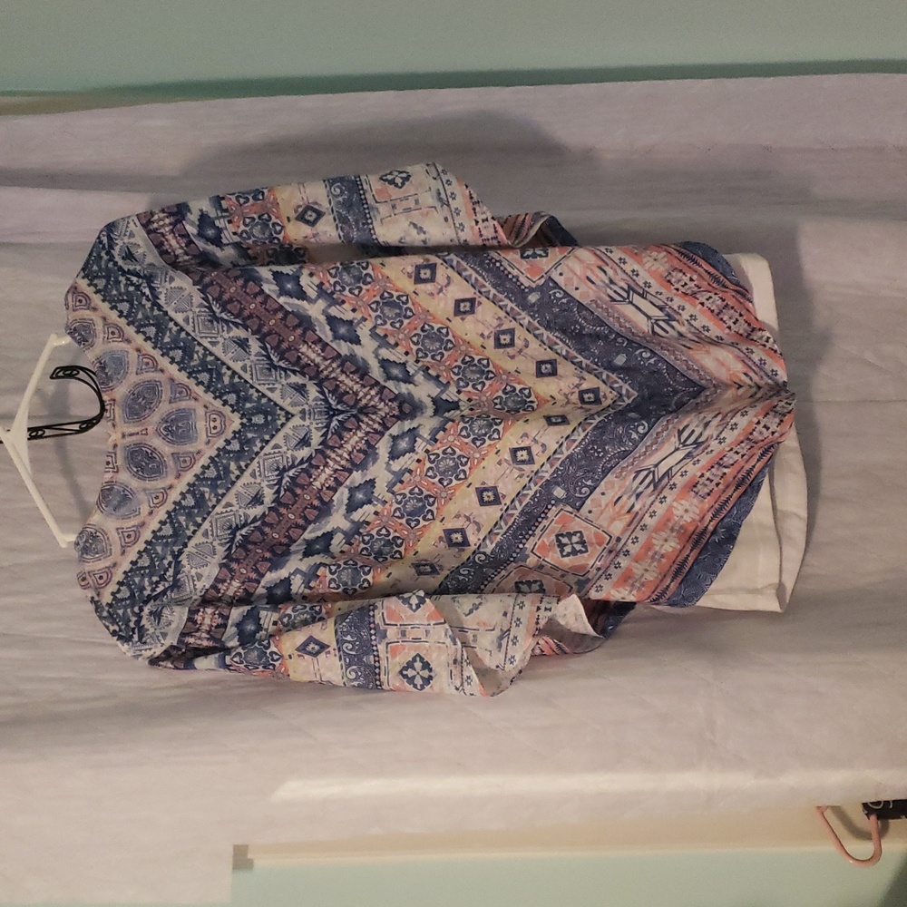 Cato Size S Womens Blouse.  (#59) - Picture 8 of 8
